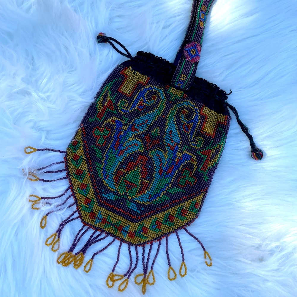 Antique / victorian renaissance microbeaded fringe purse
